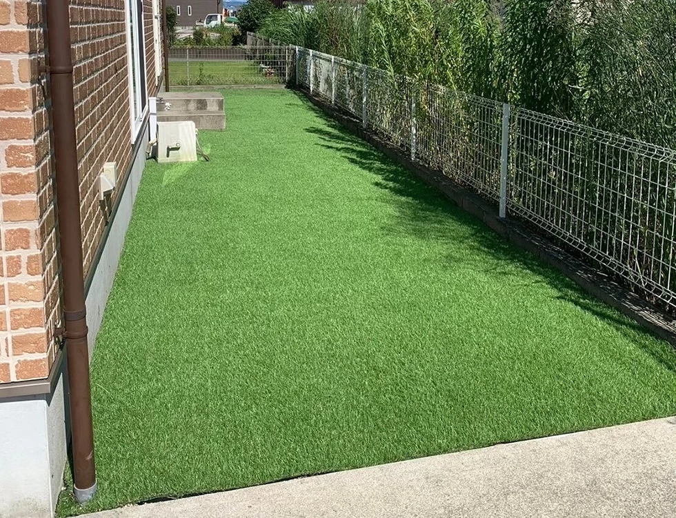 防草シート・人工芝施工